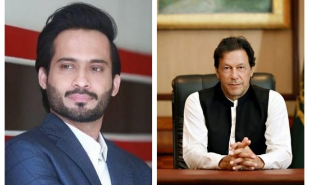 Why do Pakistani Twitter Want PM Imran Khan to Meet Waqar Zaka?