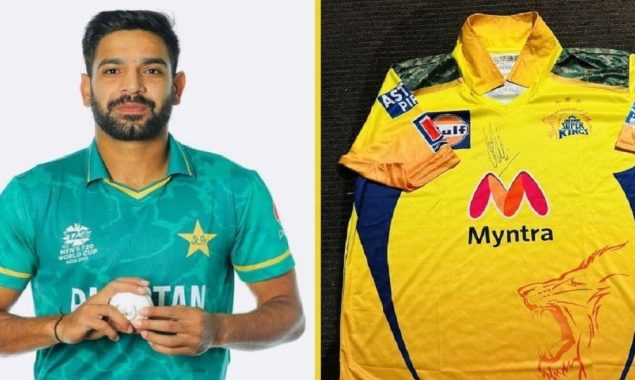 Haris Rauf receives signed jersey from MS Dhoni