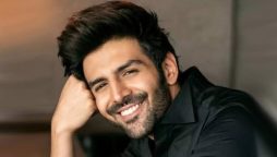 Kartik Aryan reminisce his fan boy moment at Mannat