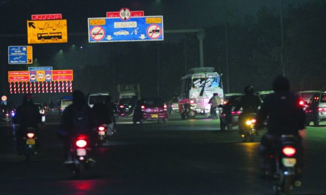 Kept in the dark: Non-functional street and traffic lights on Lahore’s roads make movement difficult for commuters and pedestrians