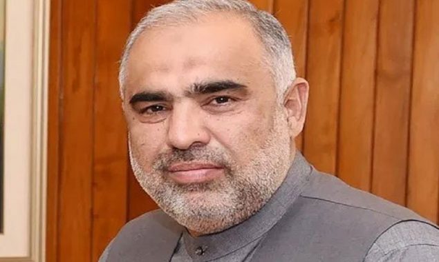 Islam strongly underscores protection of minorities’ rights, NA Speaker Qaiser tells Hindu Yatrees