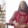 Fans go berserk as Sarah Khan looks ethereal in these clicks