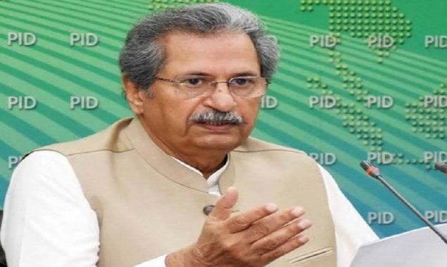 Shafqat Mahmood asks Khawaja Asif to stop negative politics over Murree tragedy