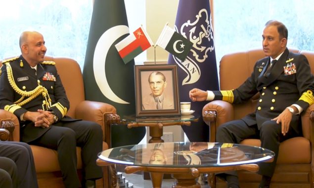 Pakistan, Oman discuss advancement of bilateral naval cooperation