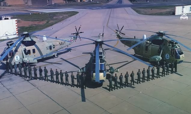 President Alvi approves commissioning of Sea King Helicopters in Pakistan Navy