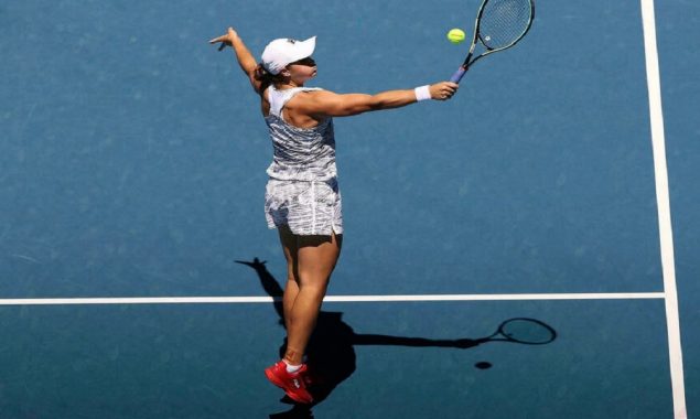Australian number one Barty enters third round