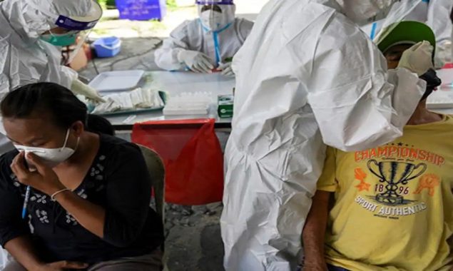 Thailand raises COVID-19 alert amid Omicron surge
