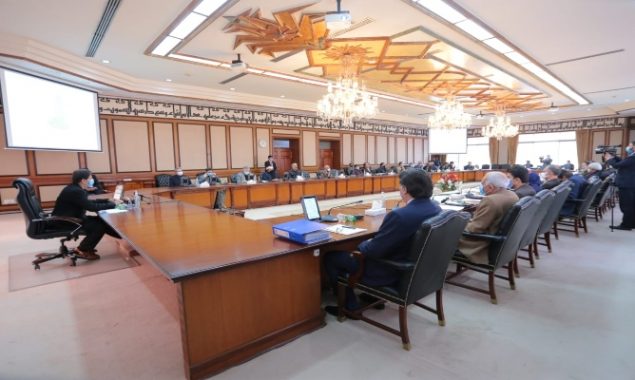 PM Imran Khan chairs federal cabinet meeting with 17-point agenda