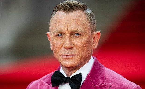 Daniel Craig joins scientists and medical chiefs in Queen’s annual New Year’s honors list