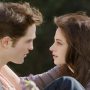 Twilight director recalls how Kristen & Rob auditioned for an intimate bed scene