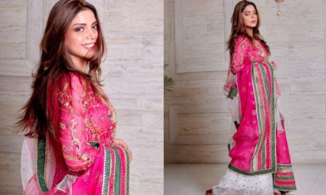 Hadiqa Kiani looks absolutely elegant in a Festive Jora