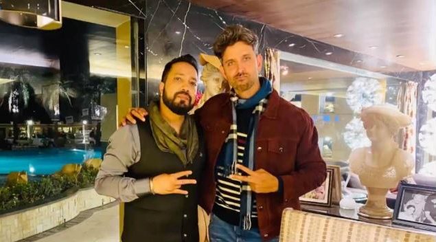 Throwback: Hrithik Roshan sings Ek Pal Ka Jeena with Mika Singh