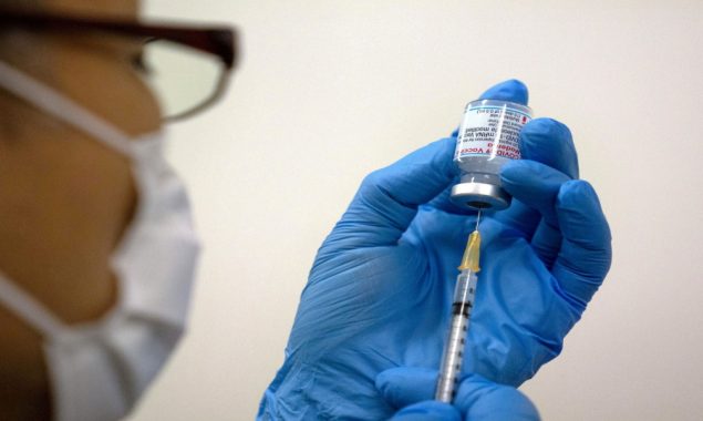 Japan to reopen mass COVID-19 vaccination center to speed up boosters