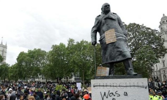 War of words breaks out after UK statue acquittal