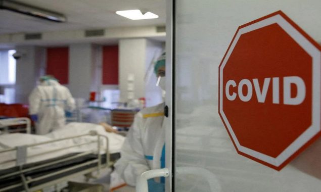 Poland records 100,000 Covid-linked deaths