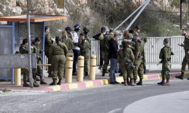 Palestinian shot dead in attempted stabbing attack: Israeli army