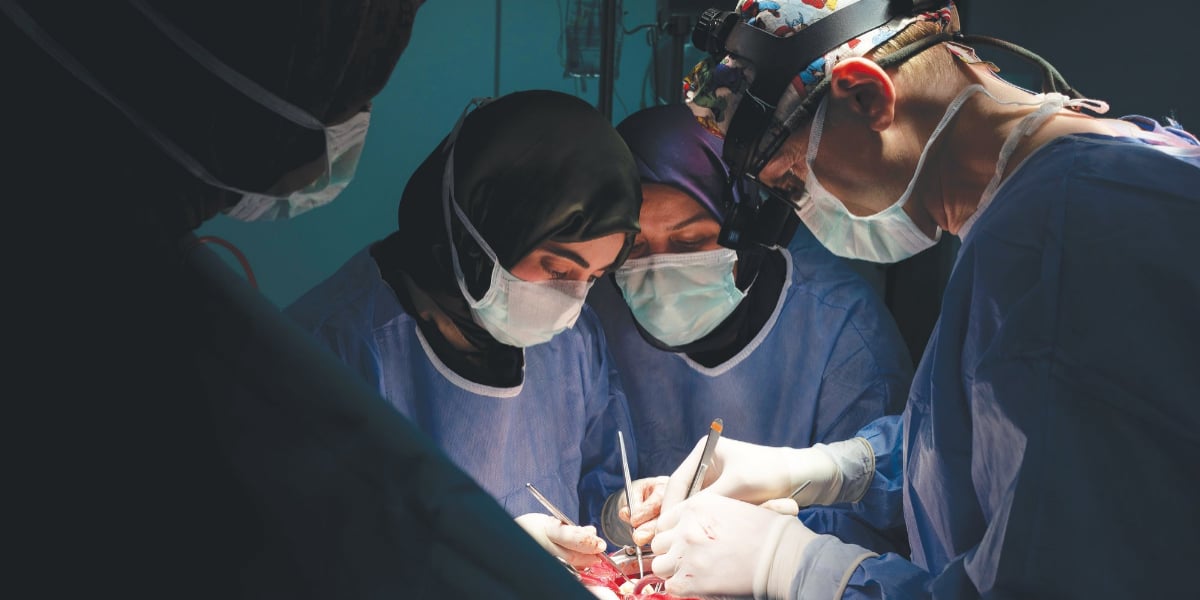 Cardiac surgical unit