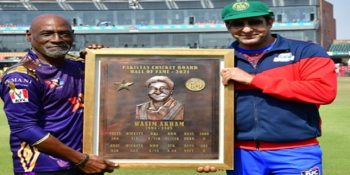 Shahid Afridi, Wasim Akram and Viv Richards