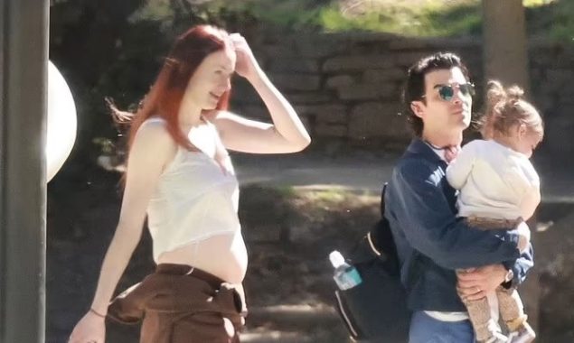 Sophie Turner sparks pregnancy rumors as she flaunts baby bump with Joe Jonas