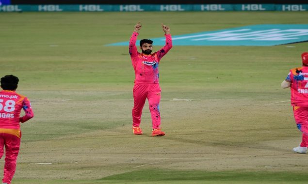PSL 7: Islamabad United won by one run against Karachi Kings | IU vs KK