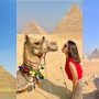 Hina Khan shares pictures from her trip to Egypt, poses with a Camel