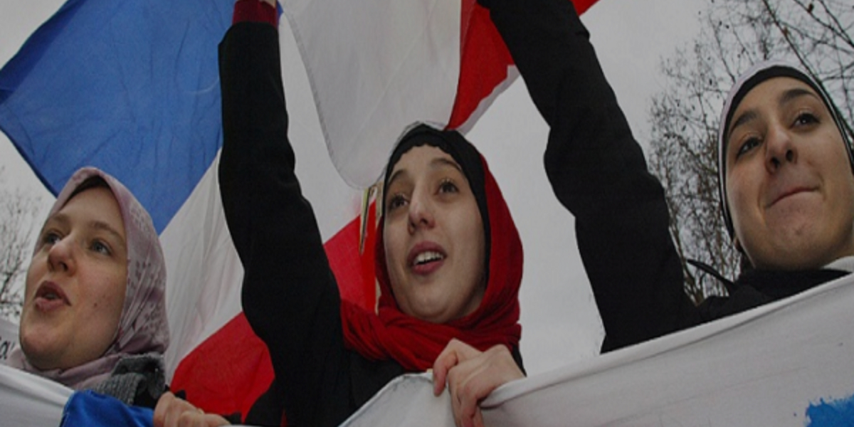Islam takes centre stage in French election