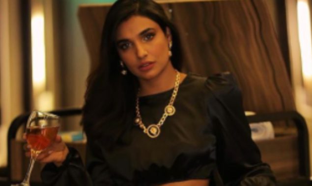 Watch: Amna Ilyas’s Workout Video make rounds on social media
