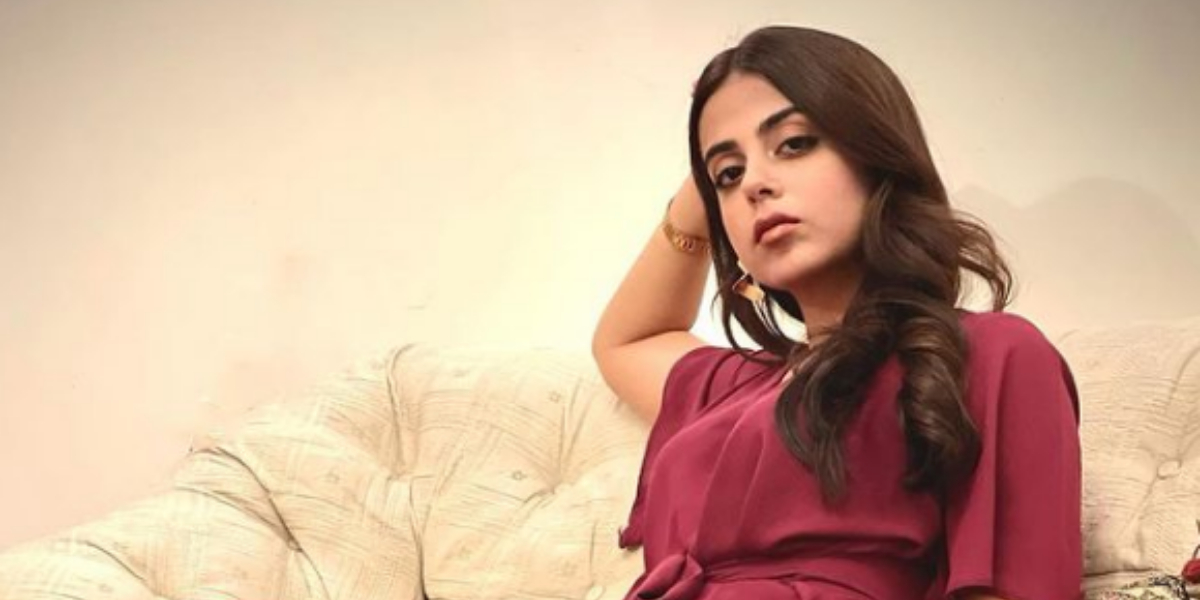 Yashma Gill’s new bold picture sets the internet on fire