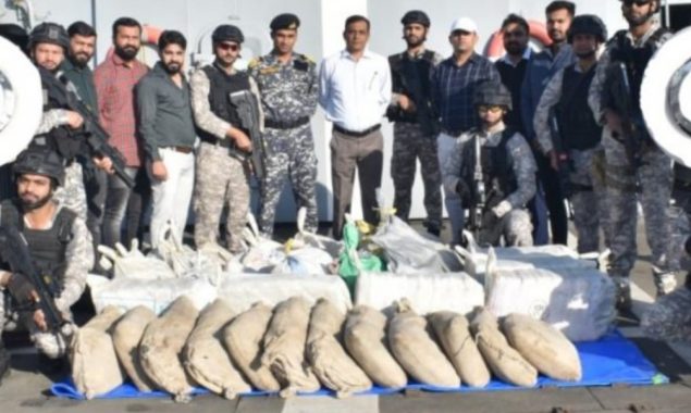 Indian Navy, narcotics control unit seize a large amount of narcotics in high seas
