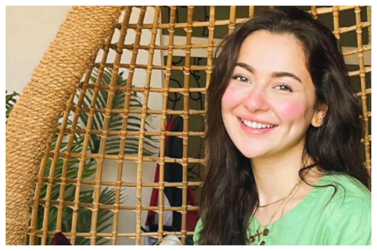 Hania Aamir looks pretty in green