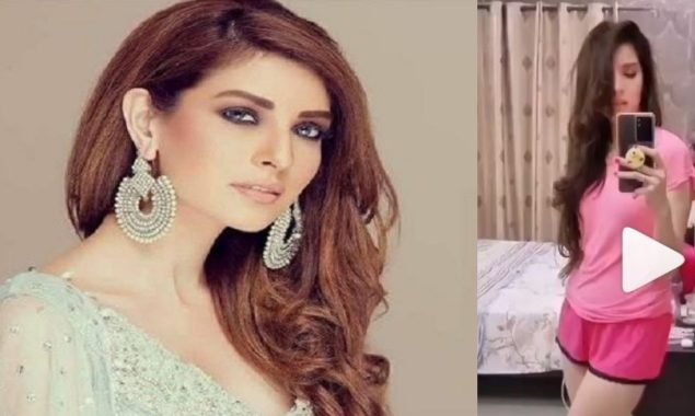 WATCH: Saeeda Imtiaz displays her curves in recent bold video