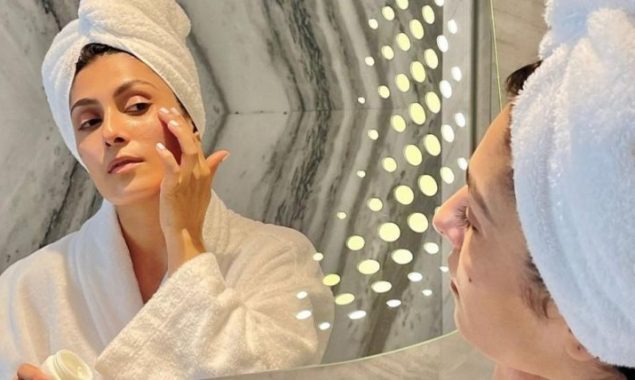 Ayeza Khan reveals her beauty secret for flawless skin, watch