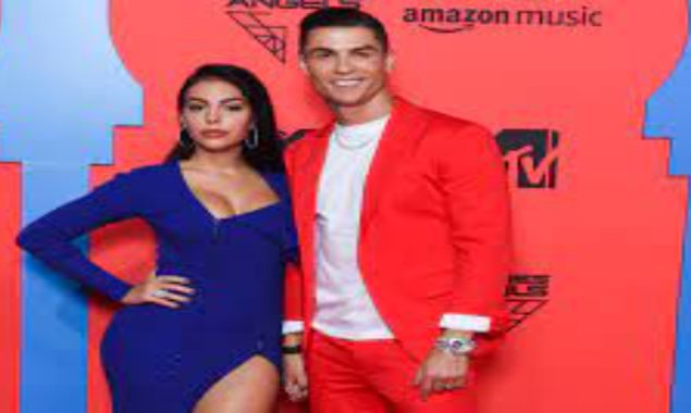 Cristano Ronaldo and Georgina Rodriguez shows relationship goals in I Am Georgina