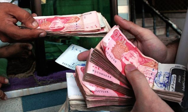 Federal govt employees to get 15pct disparity allowance from next month
