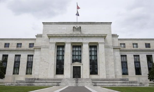 Fed formally adopts investment rules for officials after outcry