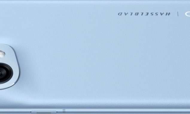 In China, the Oppo Find X5 Pro now comes in blue leather