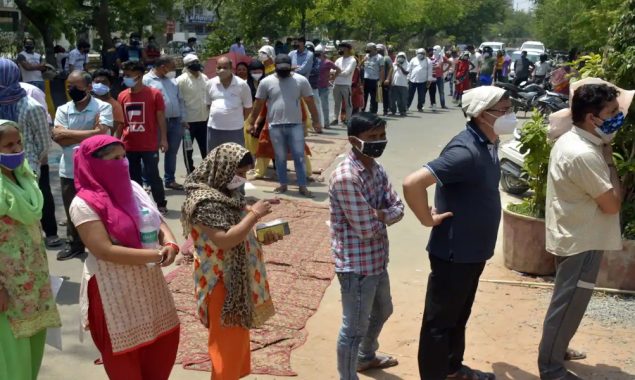 India logs 27,409 new COVID-19 cases, total rises to 42,692,943