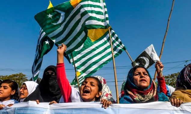 Hurriyat leader Gilani thanks Pakistan on unflinching support for Kashmir cause
