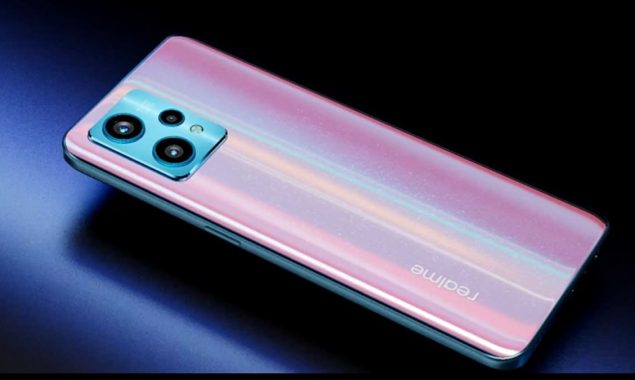 The Realme 9 Pro+ may be seen in live images with a color-changing design.