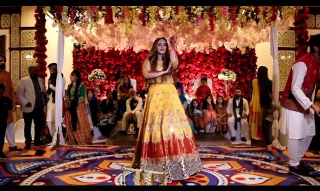 TikTok star Alishbah Anjum’s new dance sets internet ABLAZE