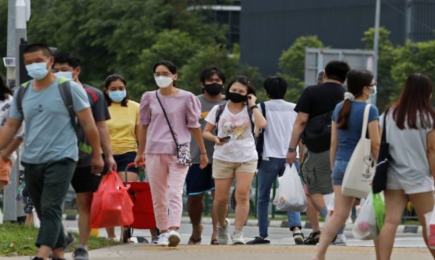 Singapore reports 9,930 new COVID-19 cases