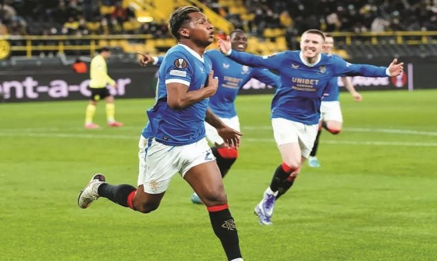 Rangers stun Dortmund as Napoli hold Barcelona
