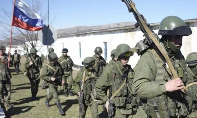 Two Russian troops were murdered and 28 others were injured when locals ‘poisoned them with cake.’