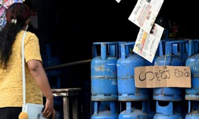 Sri Lanka hikes rates as economy risks collapse