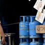Sri Lanka hikes rates as economy risks collapse