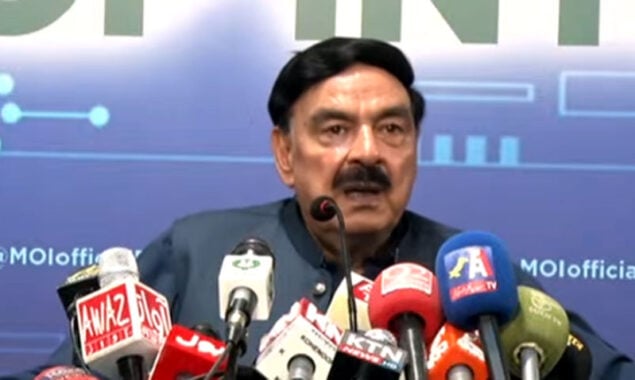 ‘No decision on governor rule’: Sheikh Rashid appeals PTI dissident leaders to return