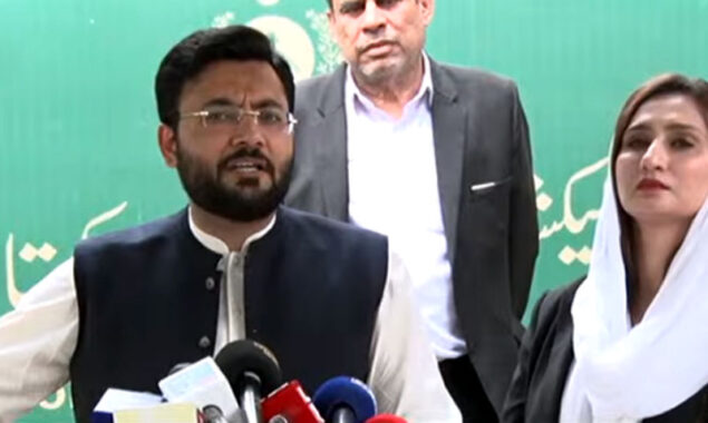 Prime Minister Imran Khan standing on right side of history: Farrukh Habib