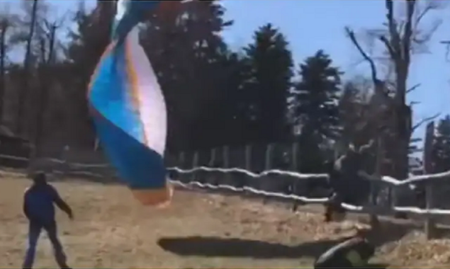 Terrifying video: A paraglider collides with a fence owing to a dust devil