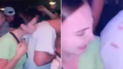 kissing