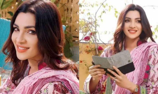 Zhalay Sarhadi wishes her fans ‘Jumma Mubarak’